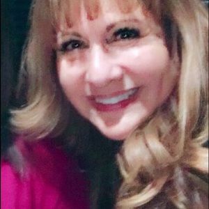 Meet your Posher, Lynette